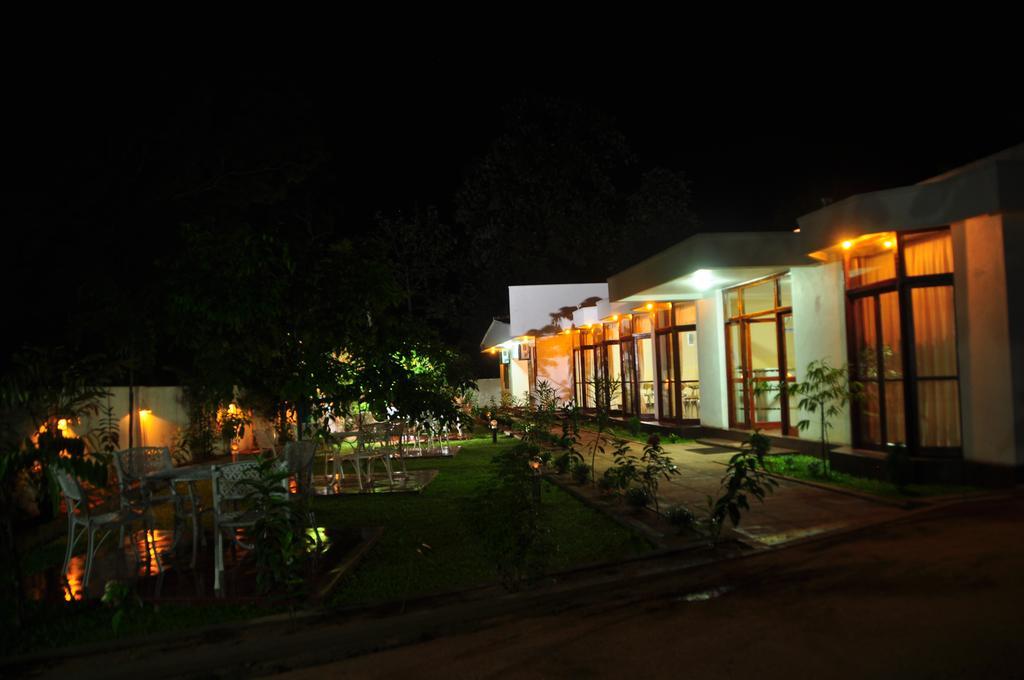 Melbourne Tourist Rest Hotel Anuradhapura Luaran gambar