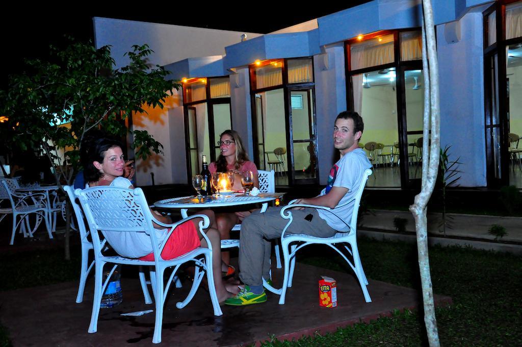 Melbourne Tourist Rest Hotel Anuradhapura Luaran gambar